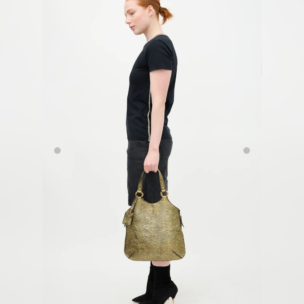 Yves Saint Laurent Gold Shoulder Bag - Picture 2 of 15